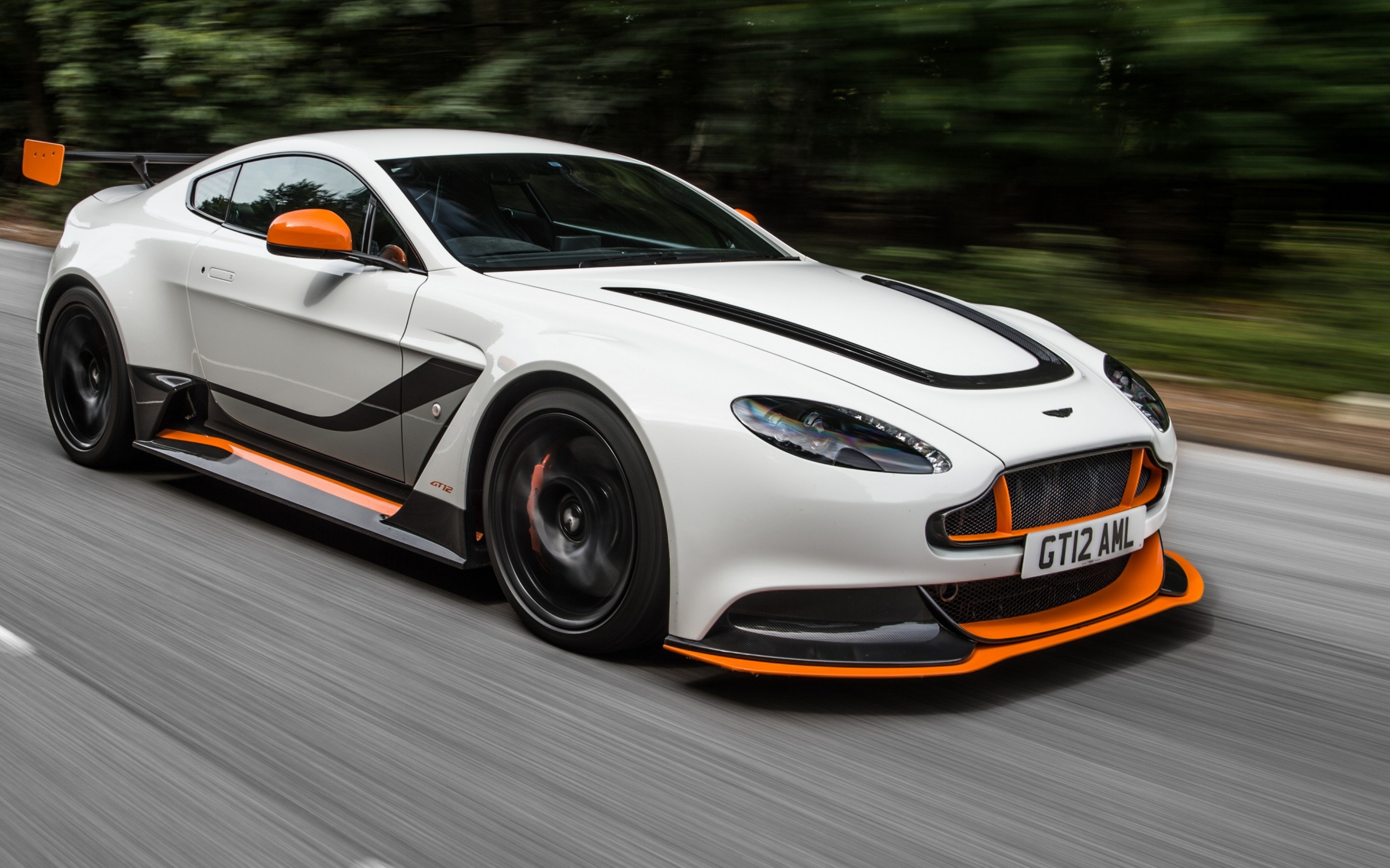 包含阿斯顿马丁完胜梅赛德斯,塞恩斯刷新纪录的词条 包含阿斯顿马丁完胜梅赛德斯,塞恩斯刷新纪录的词条