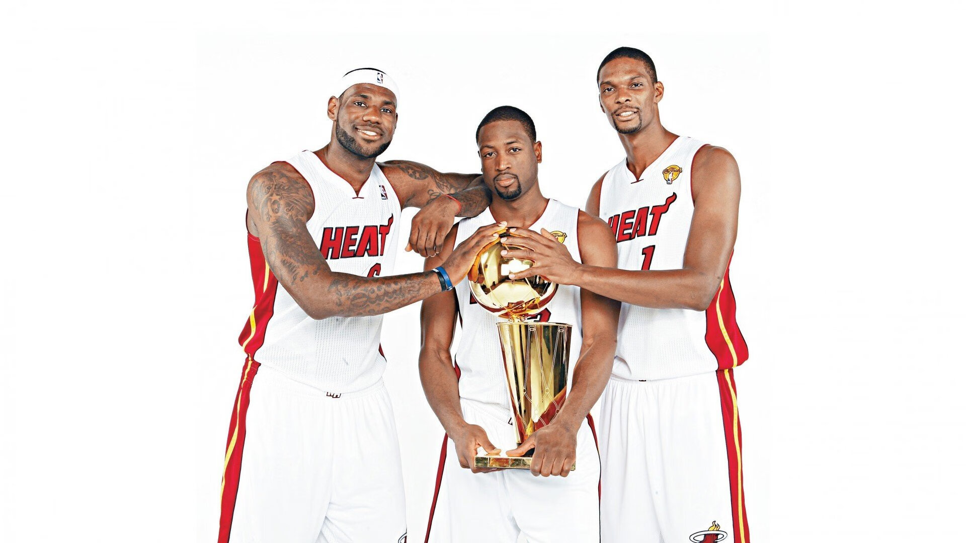 绿茵场与硬木地板的交响，从国家德比看76人如何冻结森林狼