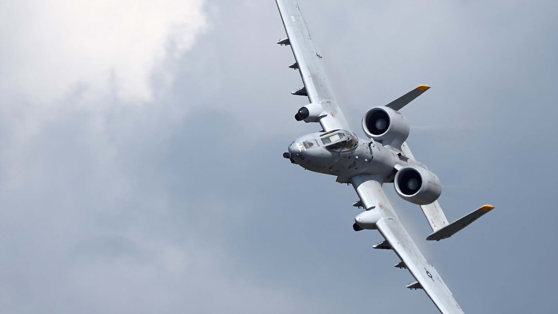 平民球队斩落巨舰，小巨人撕裂防线，体育世界里那些以小博大的永恒美学