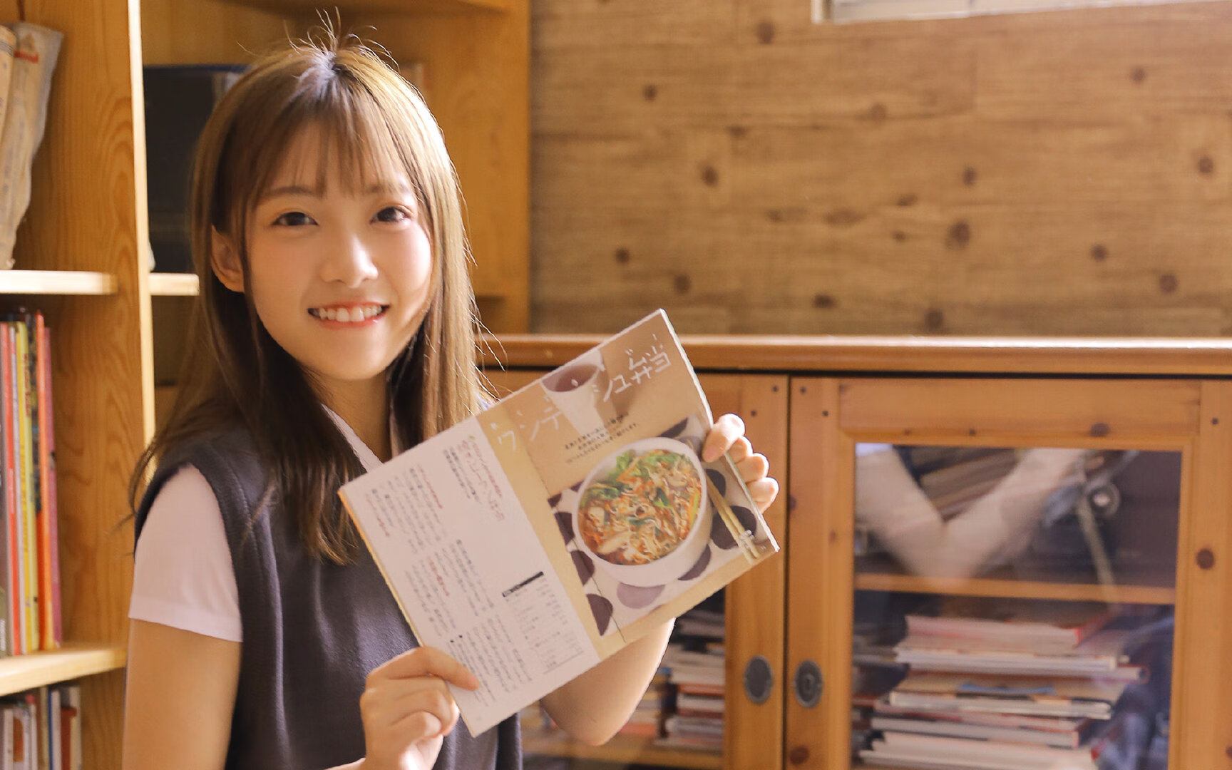 独狼长啸破高原,爱德华兹48分碾碎掘金,灰熊展露冠军相